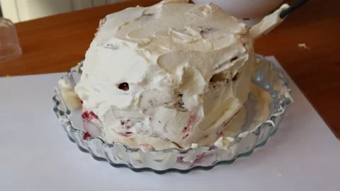 Cream cake Video stock 256105331