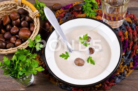 Cream soup of pureed chestnuts Stock Photos