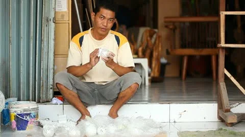 Create a mirror ball Stock Footage 22113816