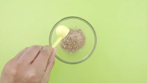 Creatine Into the shaker glass Stock-Footage 265103060