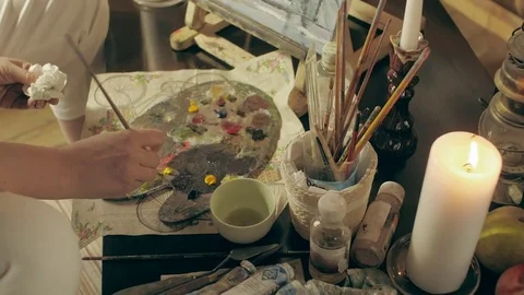 Creating beautiful paintings Stock Footage 72718679