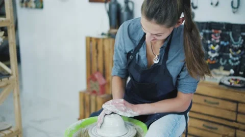Creating dishes of white clay close-up Stock Footage 172505830