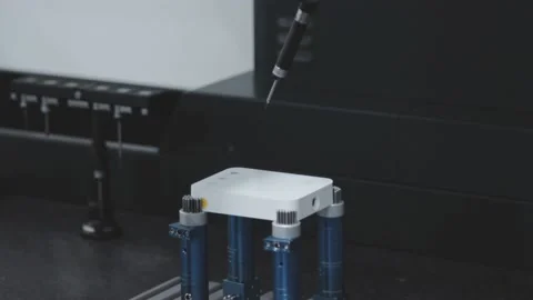 Creating MicroChips Electronics Close Up Macro Inside Factory Stockbeeldmateriaal 142134530