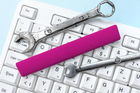 Creating New Word Processing Program, Fixing Complicated Programming Codes Foto stock