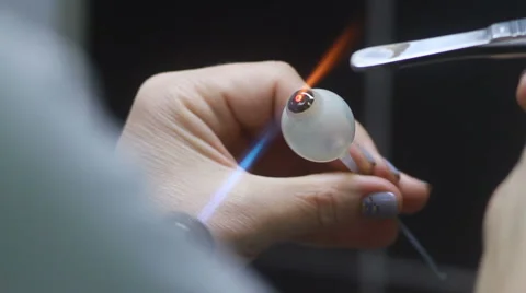 Creating ocular prosthesis 库存影片 68991350