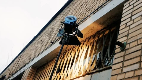 Creating sunlight using artificial lighting Stock Footage 123348055