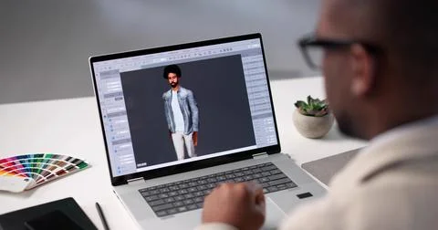 Creative American Man Developing 3D Characters For Video Game 库存照片