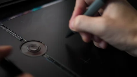 Creative Artist POV using Scroll Touch Pen on Graphic Tablet. Person working. PO Vídeos de archivo 118273863