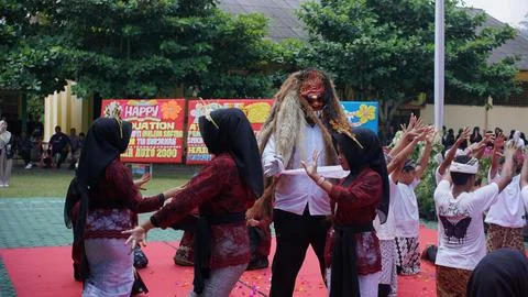 Creative dance by vocational high school students Foto stock