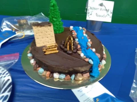 A creative dessert styled like the outdoors Stock Photos