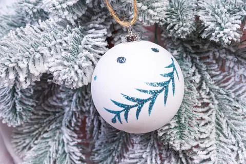 Creative diy craft hobby. Making handmade craft christmas ornaments and bal.. Foto stock