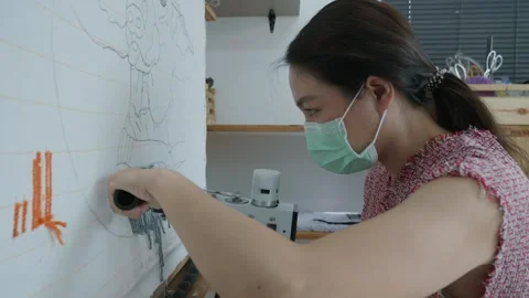 Creative Hands at Work in an Art Studio 動画素材 333448280