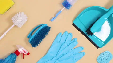 Creative household cleaning tools make pattern and blink. Stop motion Stock Footage 151483420