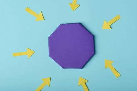 Creative infographic design template. Arrows pointing at the target Foto stock