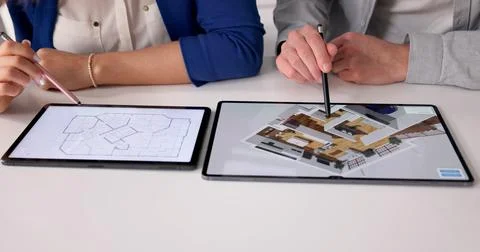 Creative Interior Designer Develops Virtual 3D Home Layout On Computer Displa 写真素材