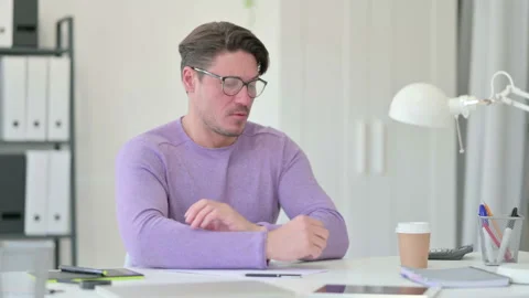 Creative Middle Aged Man Feeing Worried, Anxious 스톡 동영상 143568178