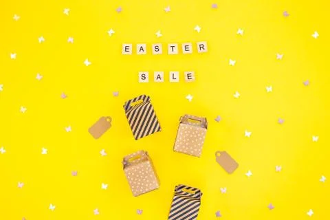 Creative Top view holiday Easter Sale Concept 库存照片