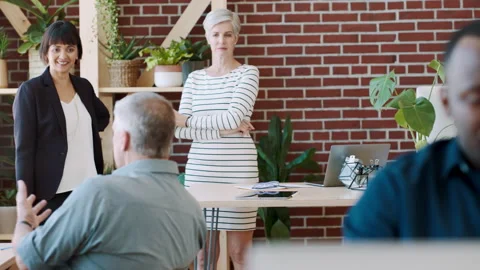 Creative, web designer and training for web design in a design agency for ux, ui 動画素材 226665561