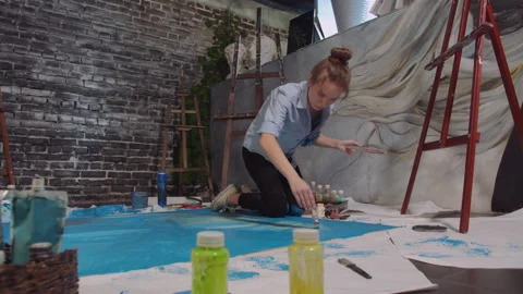 Creative workshop during the artist's work Видео 151031976