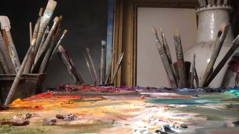 Creativity Workshop, art studio or Class for Artist. Professional painting tools Видео 150084947