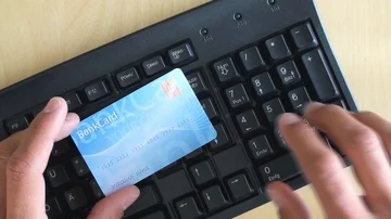 Credit Card 库存影片 85690905