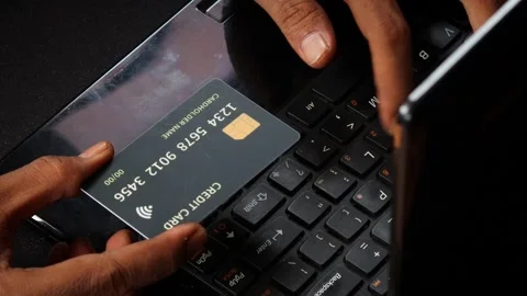 Credit Cards Theft Видео 335262235