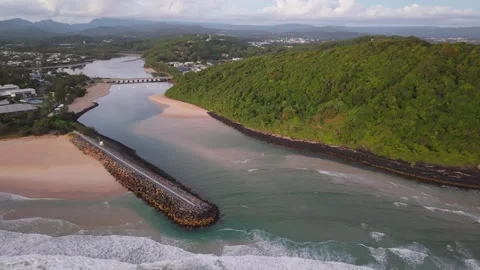 CREECK, BEACH SEEN FROM ABOVE 스톡 동영상 325925317