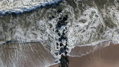 CreepingSurfer 動画素材 194439273