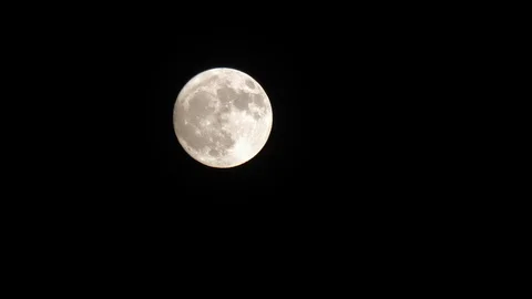 Creepy cloud moving full moon Stock Footage 120160630