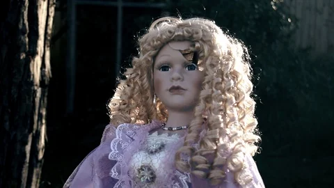 Creepy doll with cracked head. Stock Footage 109590856