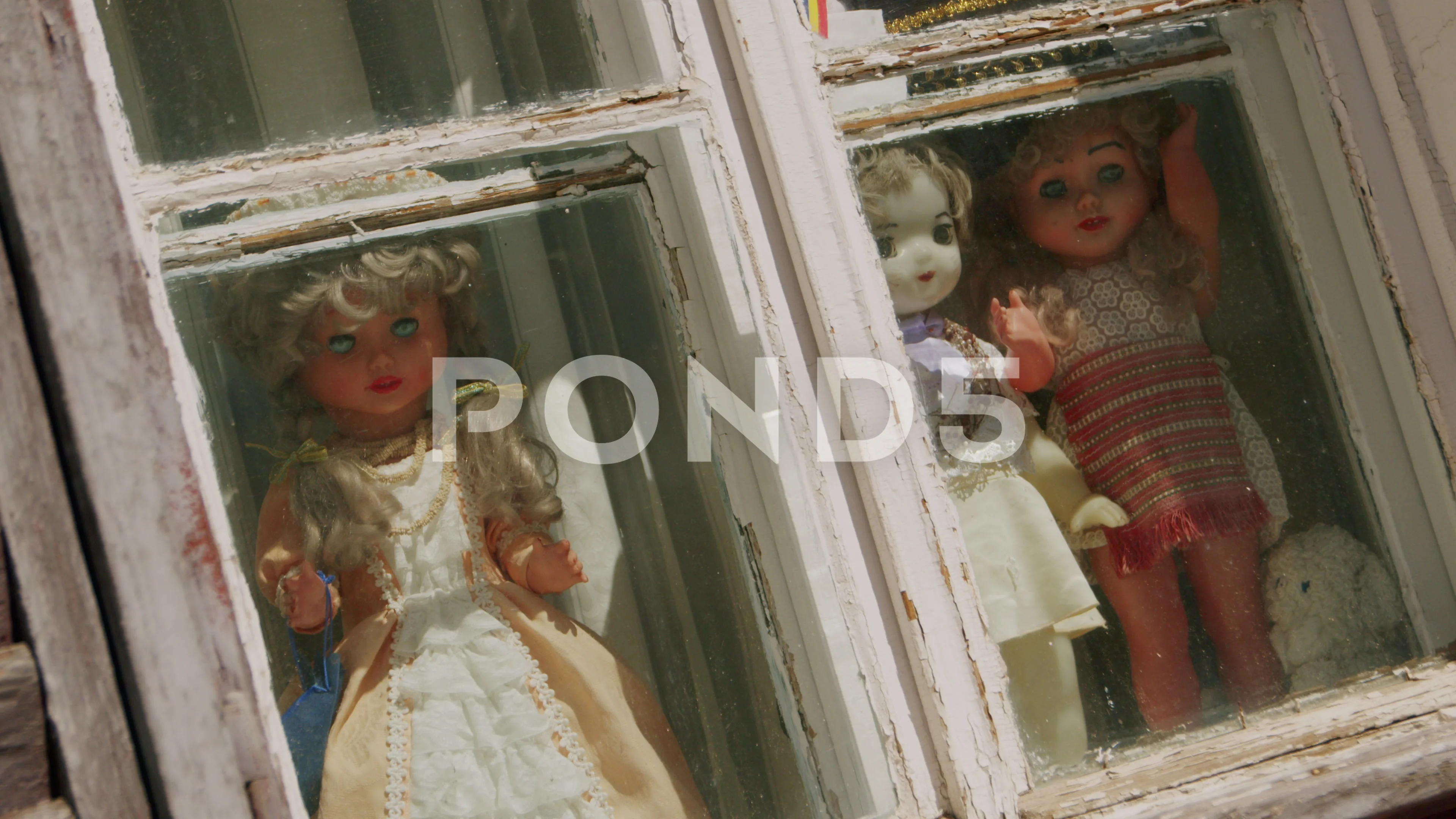 Creepy dolls in a Stock Video Pond5