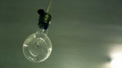 Creepy Light Bulb Stock-Footage 32498039