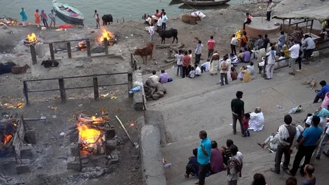 Cremation at Manikarnika Ghat Stock Footage 103458442