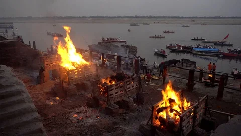 Cremation at Manikarnika Ghat Stock Footage 103468429