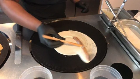 Crepe being made. Stock Footage 86778706