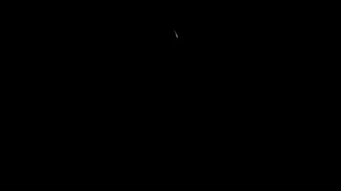 Crescent moon shining in the dark night sky over Shimen, Taiwan Vídeo Stock 340896991