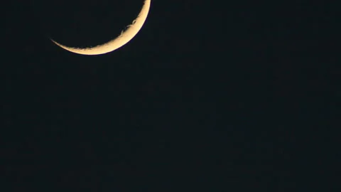 Crescent move down in night sky Stock Footage 135411027