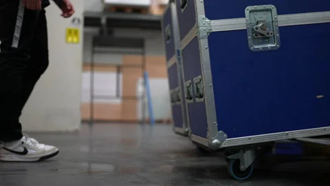 Crew loading Flightcases, Sound Light into the Truck. Concert Workers. 스톡 동영상 237462579
