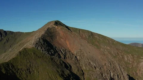 Crib Goch mountain range in Snowdonia UK, Wales Vidéo 116646451
