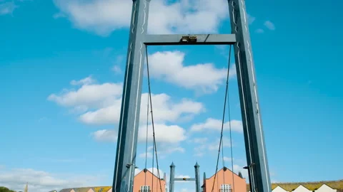 Cricklepit Bridge, Exeter, Devon, England, UK Vidéo 209559872