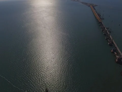 Crimean Bridge in perspective view, across the strait 動画素材 81141626