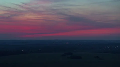 Crimson sunset with feathery clouds Stock Footage 174967127