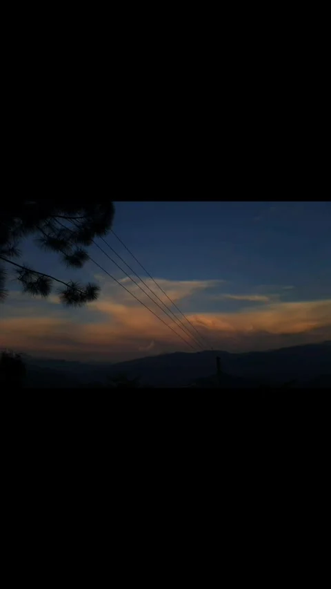 Crimson Twilight: A Glimpse of the Red Sky Video stock 282820410