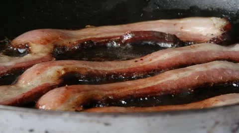 Crispy bacon frying pan Stock-Footage 21528322