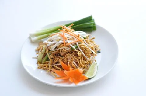 Crispy Chicken Pad Thai Фото