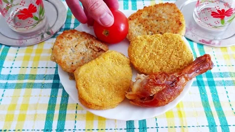 Crispy Cutlets and Tomato Served Plain Honest Video stock 312444476