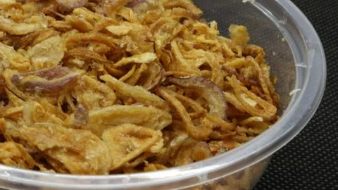 Crispy deep fried shallot Stock Photos