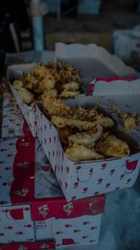 Crispy Fried Chicken in Takeout Boxes Stock Photos