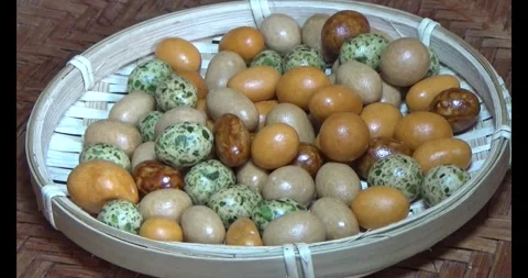 Crispy fried peanuts Video stock 296483226