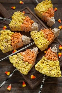 Crispy oat rings with marshmallows Stock Photos
